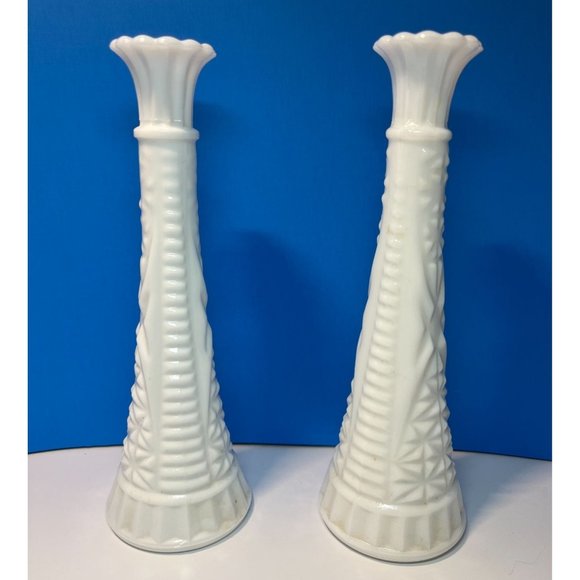 Anchor Hocking Accents Anchor Hocking Milk Glass Bud Vases Set Of 2